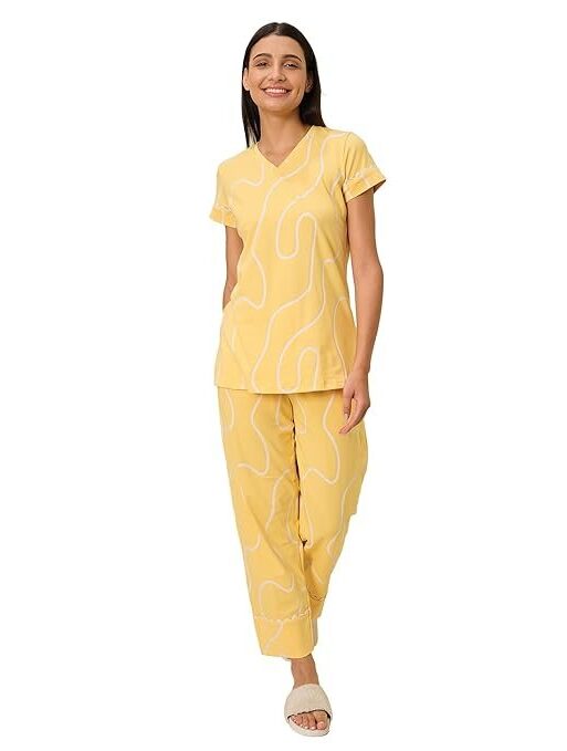Sweet Dreams Women Printed Pyjama Set